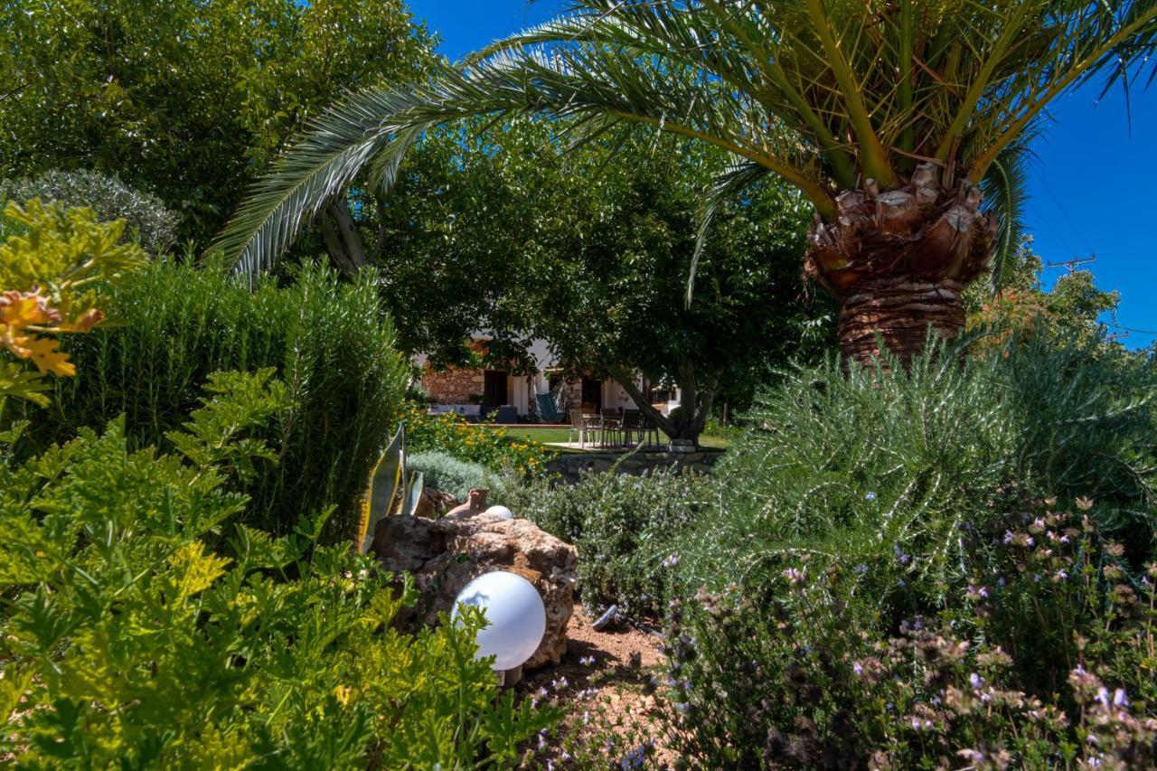 Alia Stone Villa-Ideal For Families-Heated Pool Nohia Dış mekan fotoğraf