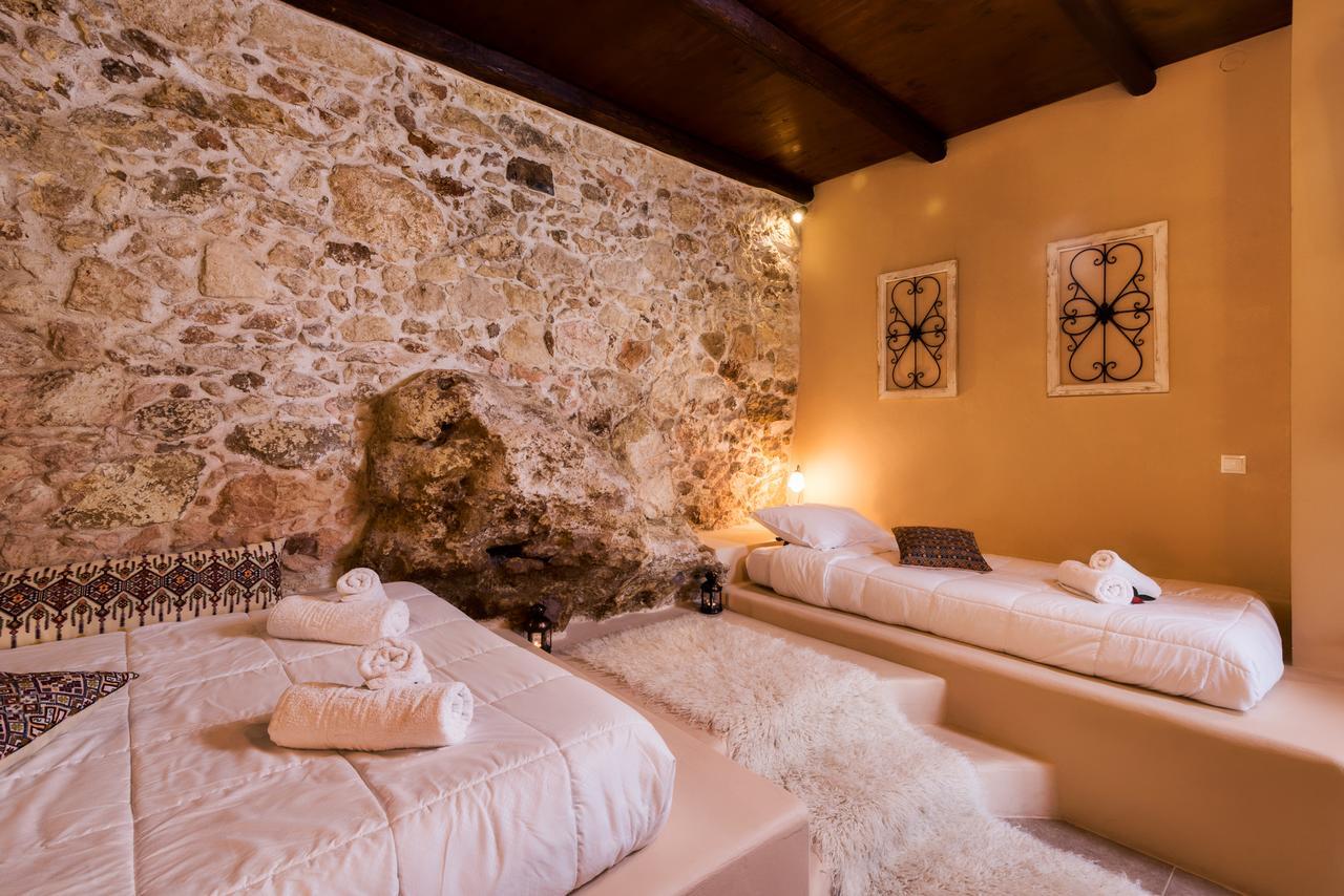 Alia Stone Villa-Ideal For Families-Heated Pool Nohia Dış mekan fotoğraf