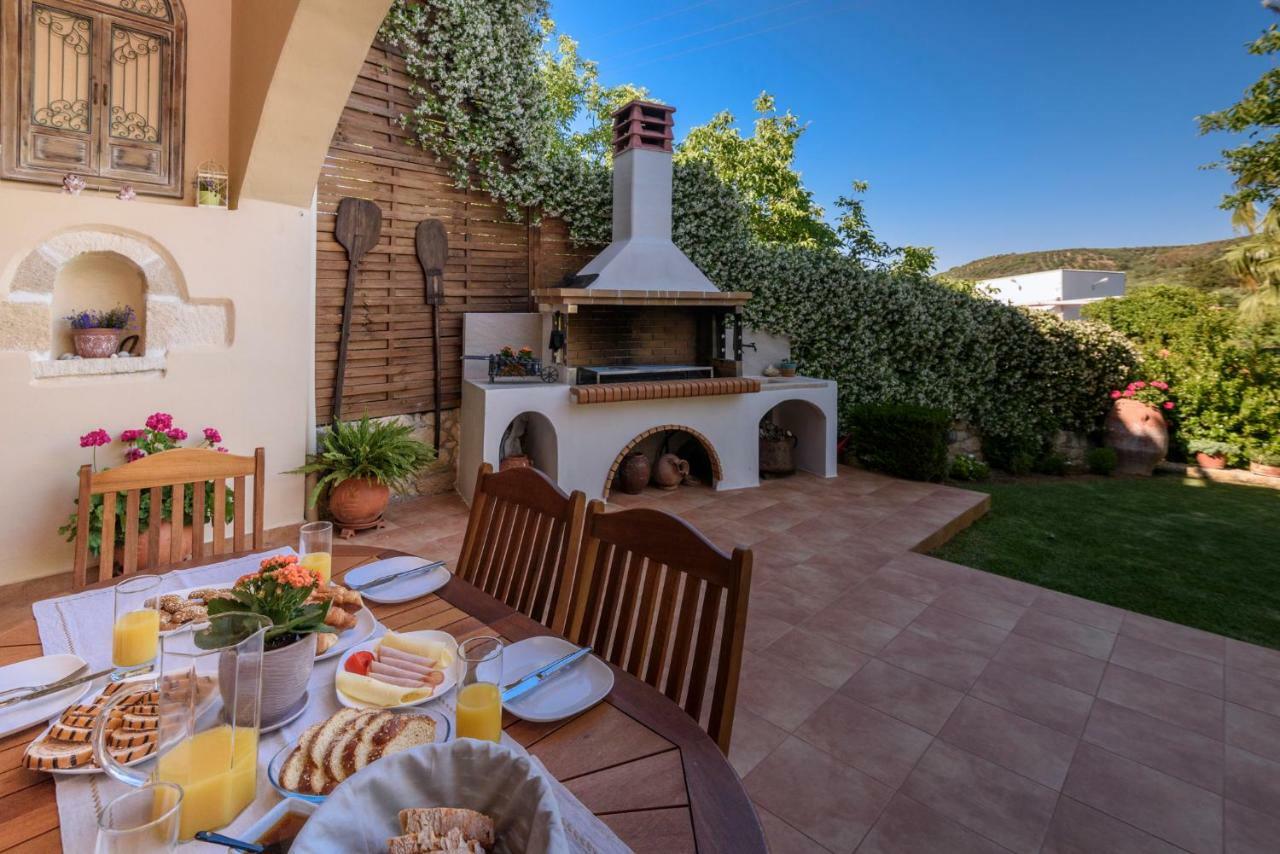 Alia Stone Villa-Ideal For Families-Heated Pool Nohia Dış mekan fotoğraf