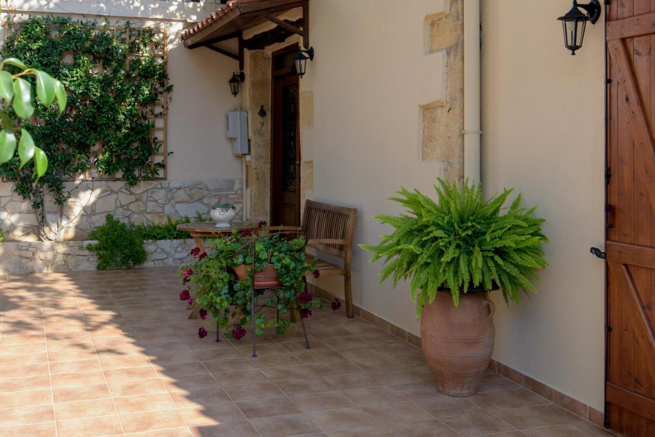 Alia Stone Villa-Ideal For Families-Heated Pool Nohia Dış mekan fotoğraf